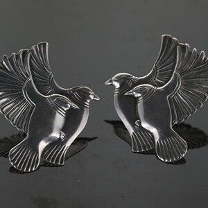 LAUREL BURCH Vtg Flying Bird Stud Post EARRINGS Silvertone